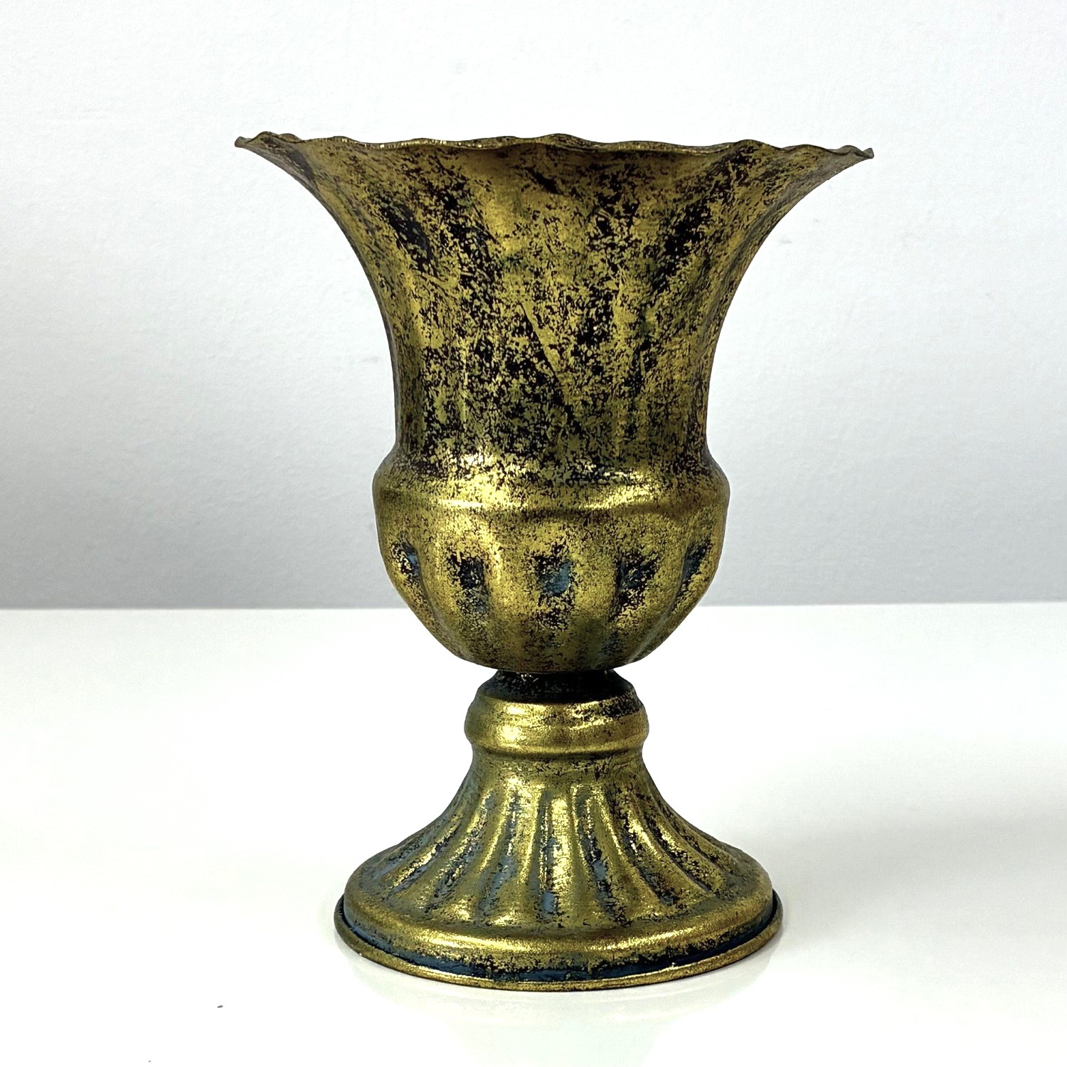 Pokal Vase aus Metall 