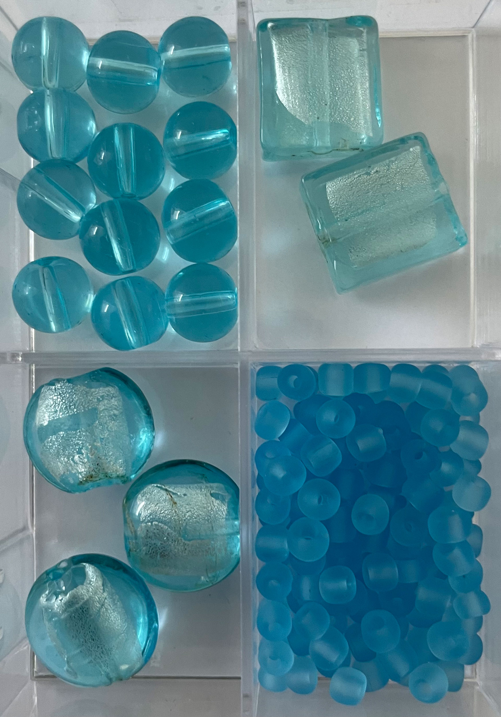 Glasstein Sortierung Blau